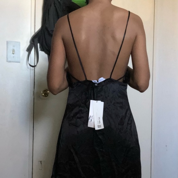 Zara MIDI SLIP SATIN DRESS Straight Neck w/versatile Spaghetti Straps - Picture 14 of 15